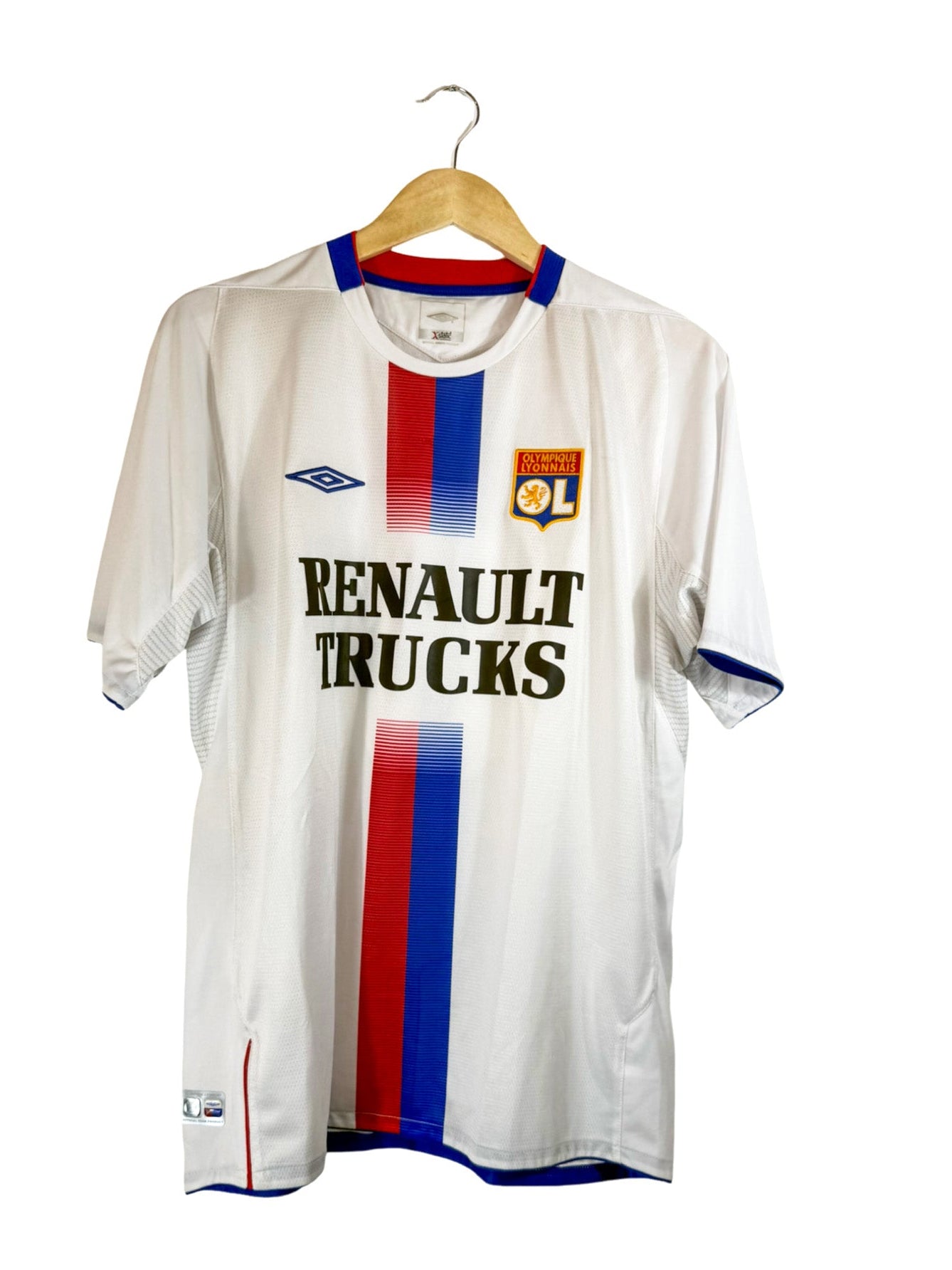 2004/2005 – Maillot Olympique Lyonnais domicile [#8 Juninho] Umbro - L
