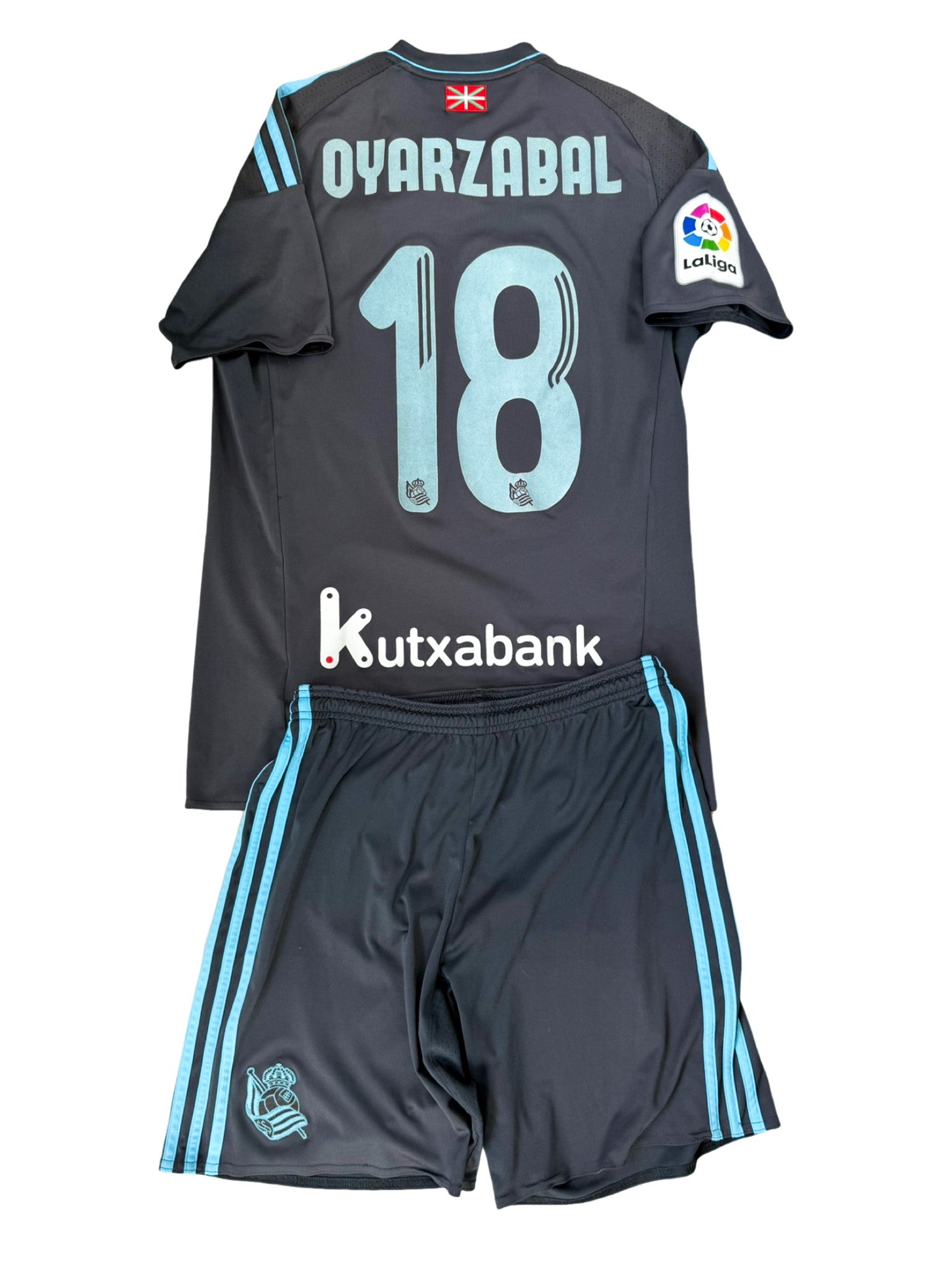 2016/2017 - Maillots et short Real Sociedad extérieur [#18 Oyarzabal] - S