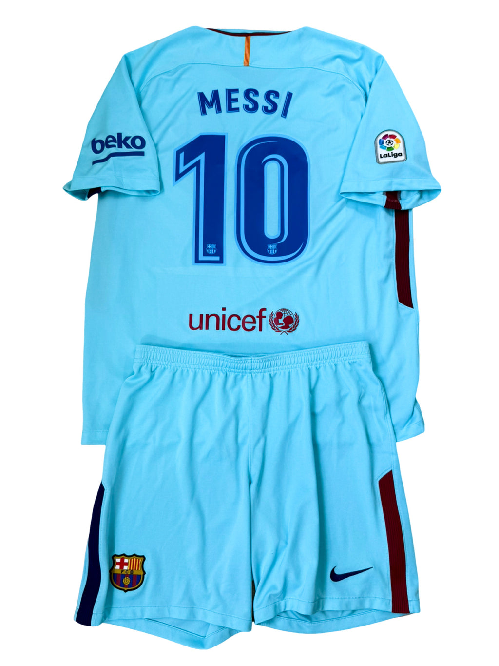 2017/2018 – FC Barcelona Away Shirt and Shorts [#10 Messi] – XL
