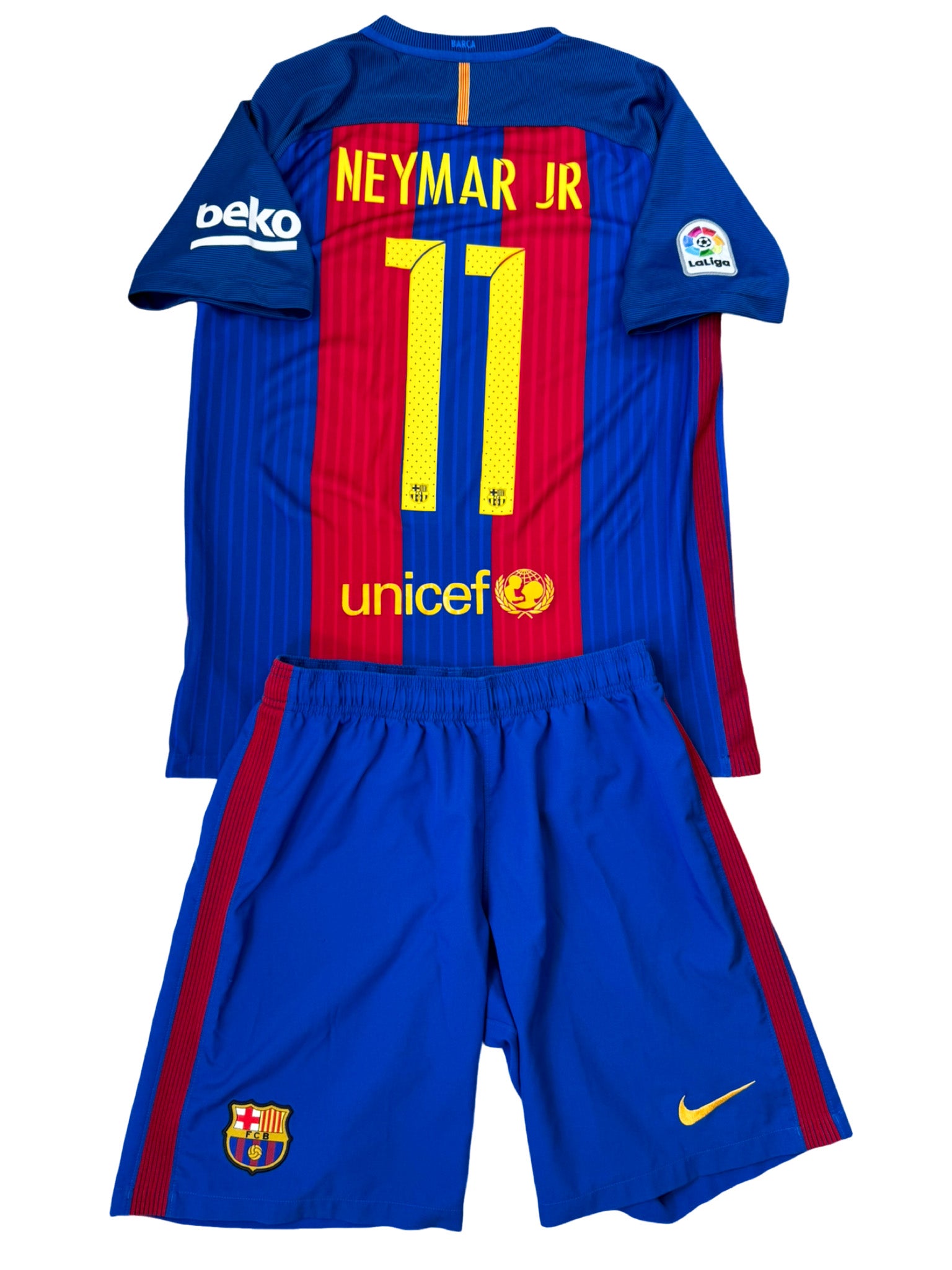2016/2017 – Maillots et short FC Barcelone domicile [#11 Neymar] - M