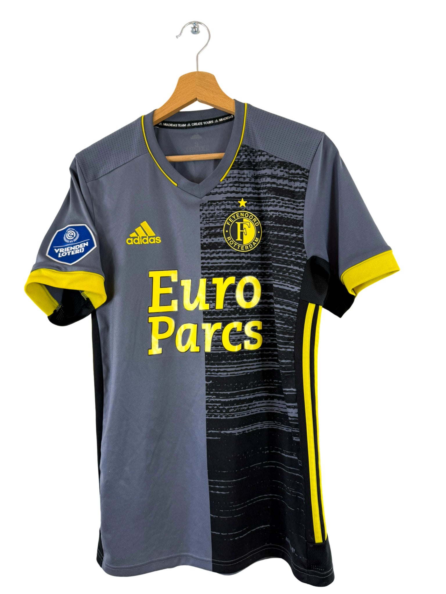 2021/2022 - Maillots et short Feyenoord extérieur [#28 Toornstra] - S