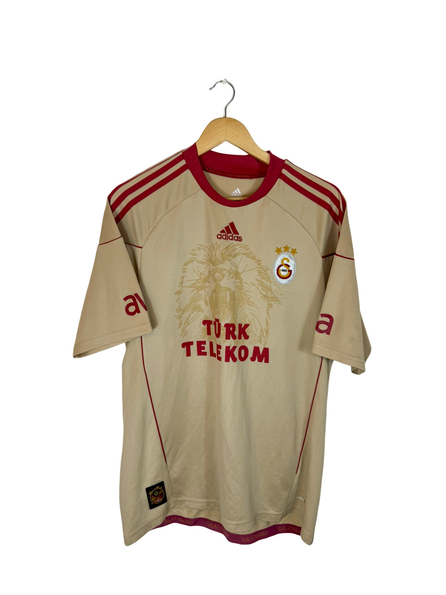 2015/2016 - Camiseta y pantalón corto local del Galatasaray [#10 Sneijder] Nike - Talla S